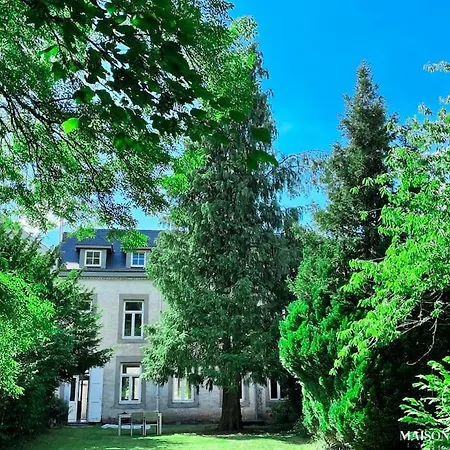 Casa de Férias La Maison De Maitre - Grand Jardin, Face A La Meuse *