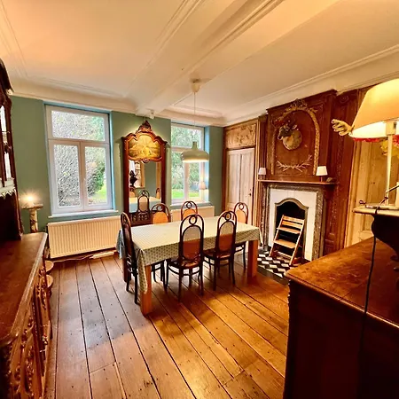 Сasa de vacaciones La Maison De Maitre - Grand Jardin, Face A La Meuse Hermalle-sous-Argenteau