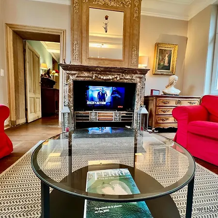 La Maison De Maitre - Grand Jardin, Face A La Meuse *