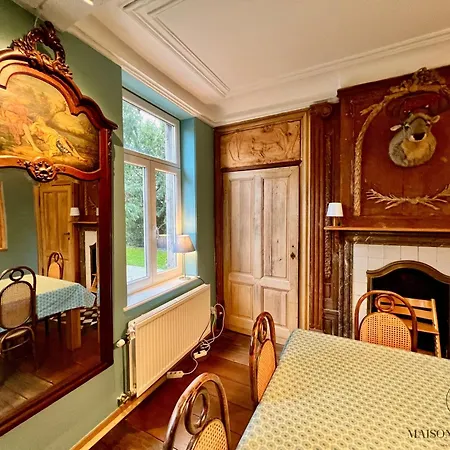 La Maison De Maitre - Grand Jardin, Face A La Meuse Semesterbostad *