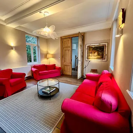 La Maison De Maitre - Grand Jardin, Face A La Meuse Semesterbostad Hermalle-sous-Argenteau