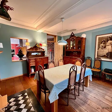 La Maison De Maitre - Grand Jardin, Face A La Meuse Semesterbostad *