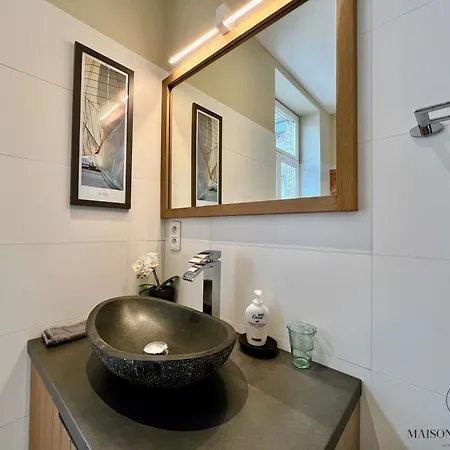 La Maison De Maître - Grand Jardin, Face à La Meuse Casa de Férias *