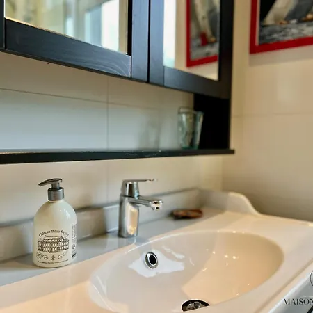 La Maison De Maître - Grand Jardin, Face à La Meuse Casa de Férias Hermalle-sous-Argenteau